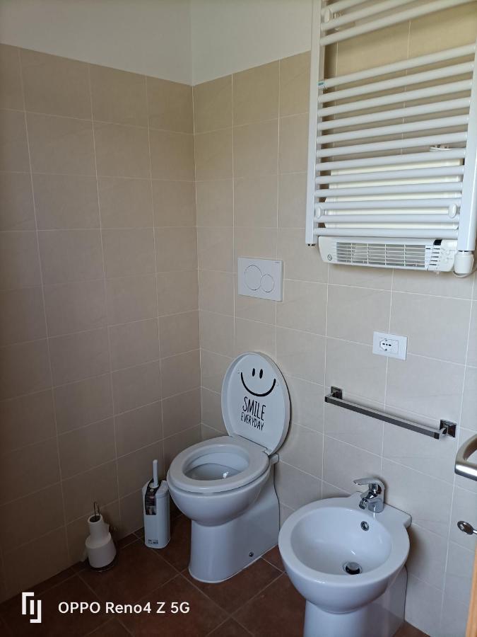 Casa Oasi Apartment Villa Cameroni Bagian luar foto